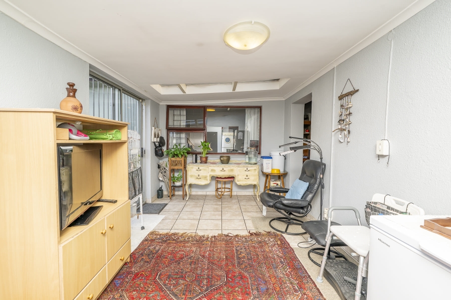 4 Bedroom Property for Sale in Protea Heights Western Cape